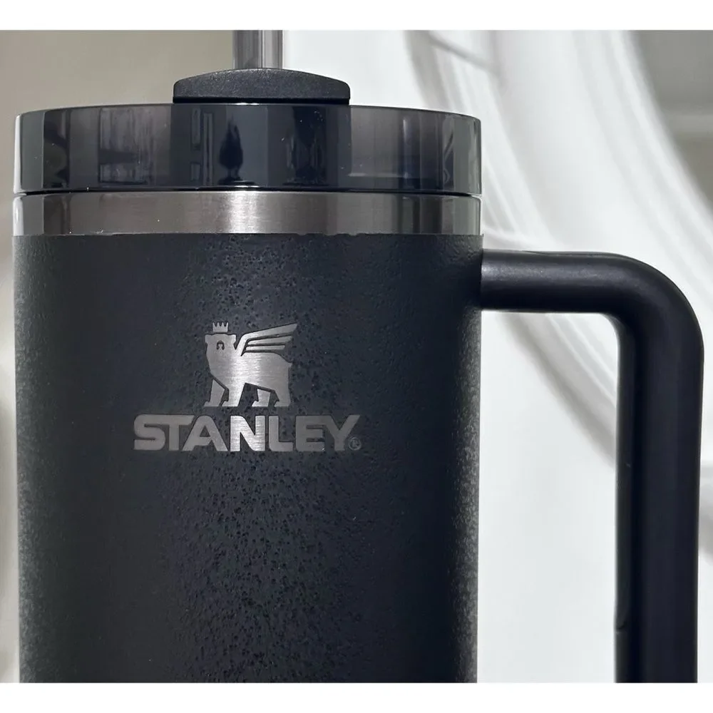 Stanley Quencher H2.0 FlowState 40oz Tumbler, BLACK MOON - Picture 6 of 6